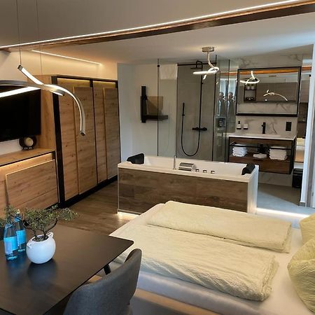 Flow Apartments Trogmann Living - Open Space Merano Bagian luar foto