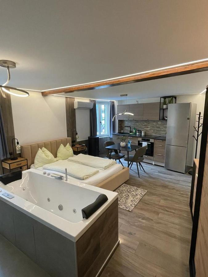 Flow Apartments Trogmann Living - Open Space Merano Bagian luar foto